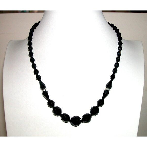 Vintage GLASS Black Faceted Bead Necklace With Silver-Tone Accents & Spring Ring - Picture 1 of 3